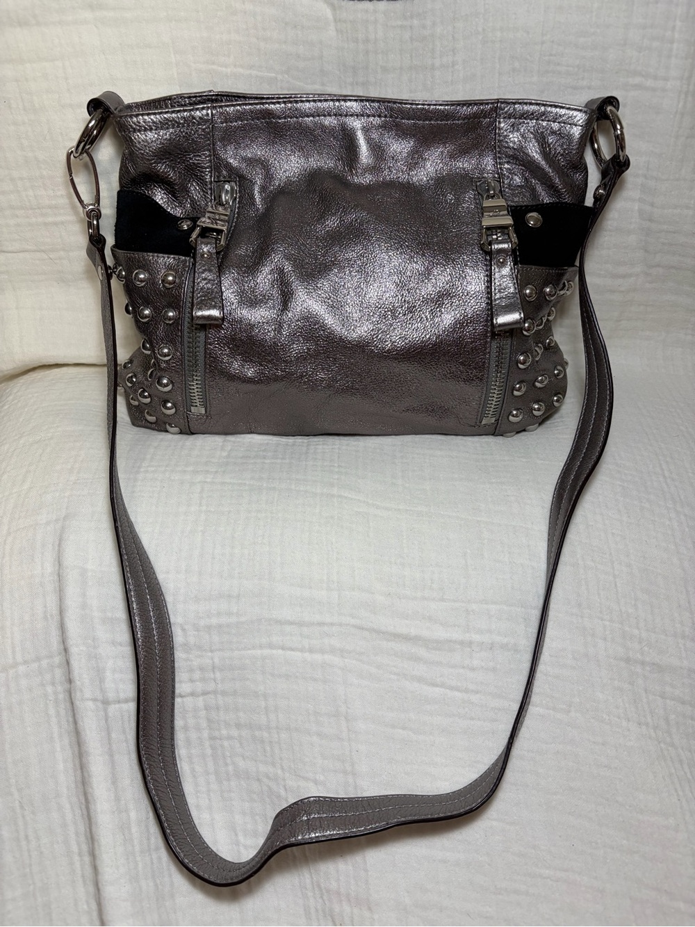 B. Makowsky Metallic Silver Leather Shoulder Bag